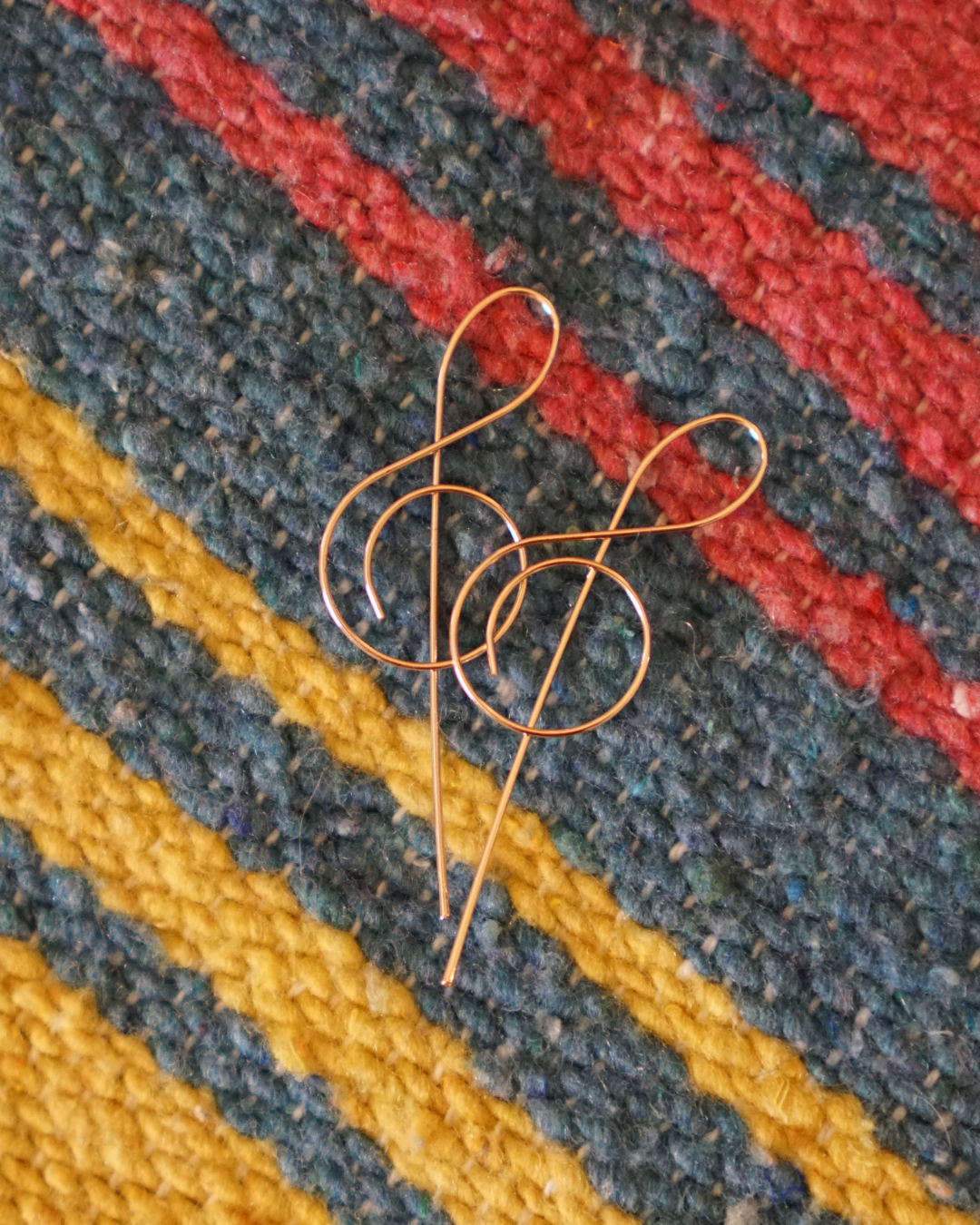 Treble Clef Dangle Earrings β Rose Gold Boho Style π΅