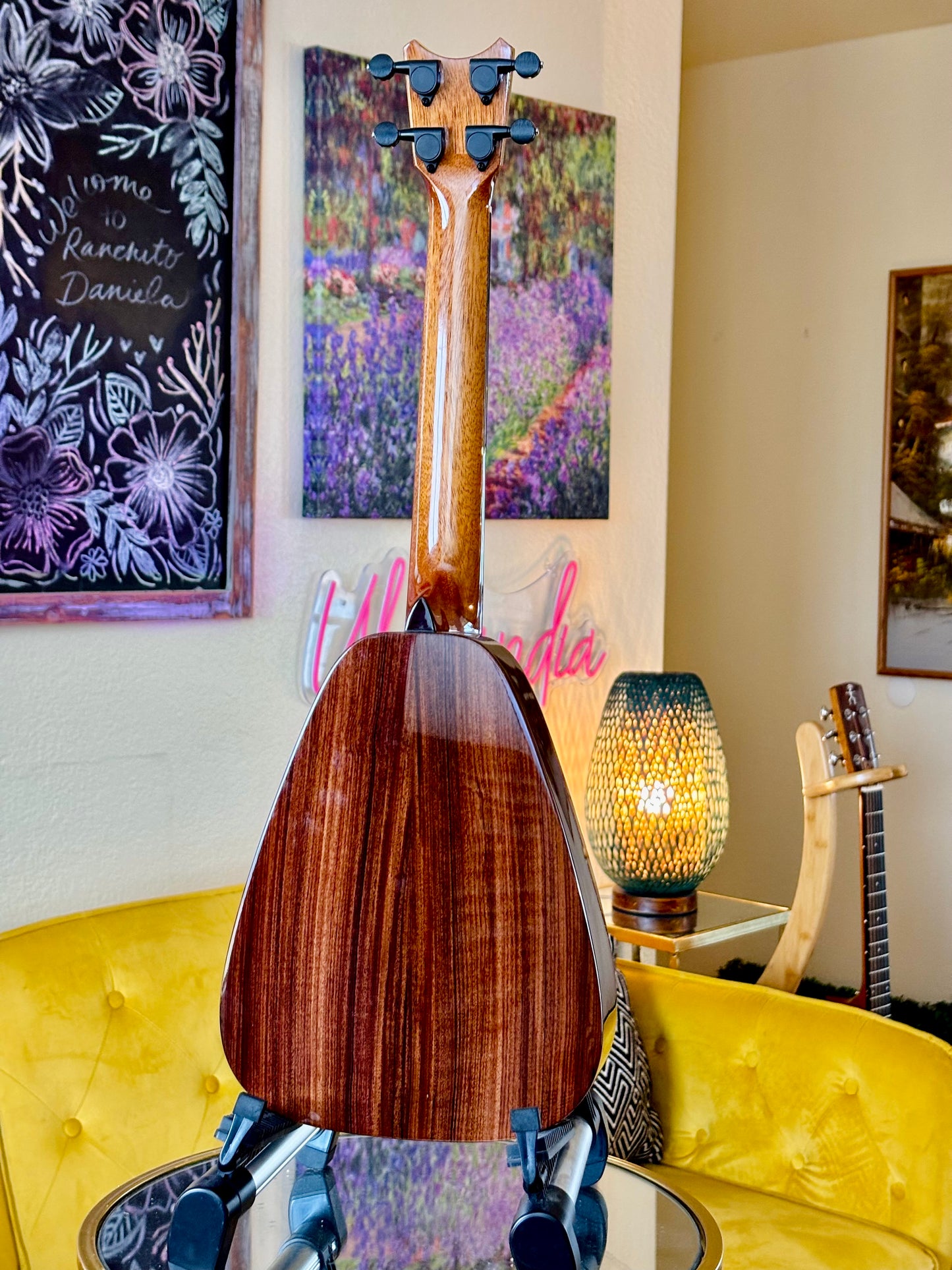 Romero Creations Daniel Ho Tiny Tenor Vibrante – Spruce/Rosewood Low G Ukulele Bundle (Gig Bag, Tuner, Capo + Free Shipping)